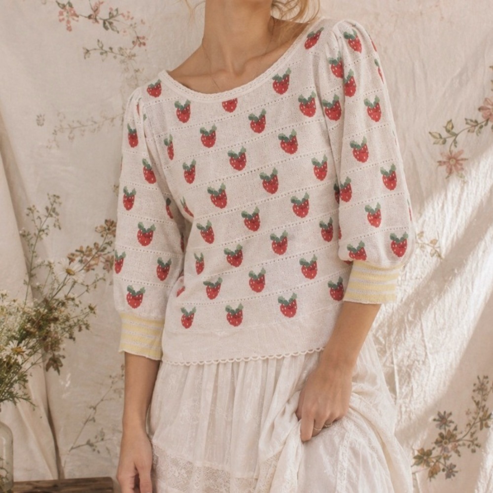 LoveShackFancy Isha Strawberry Knit Sweater Medium Cottage Fruit Romantic Luxury